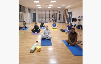 🧘‍♀️ Yoga : Discover it with Aurcia Tama-Sweet !