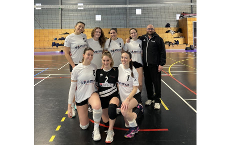 L'équipe de volley féminin de SKEMA Lille termine 3ème du grand Nord 