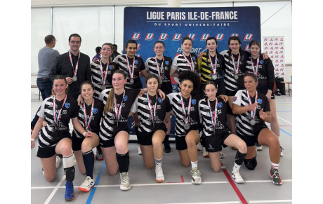 L'équipe féminine de handball de SKEMA Lille décroche la médaille d'argent au championnat de France FFSU